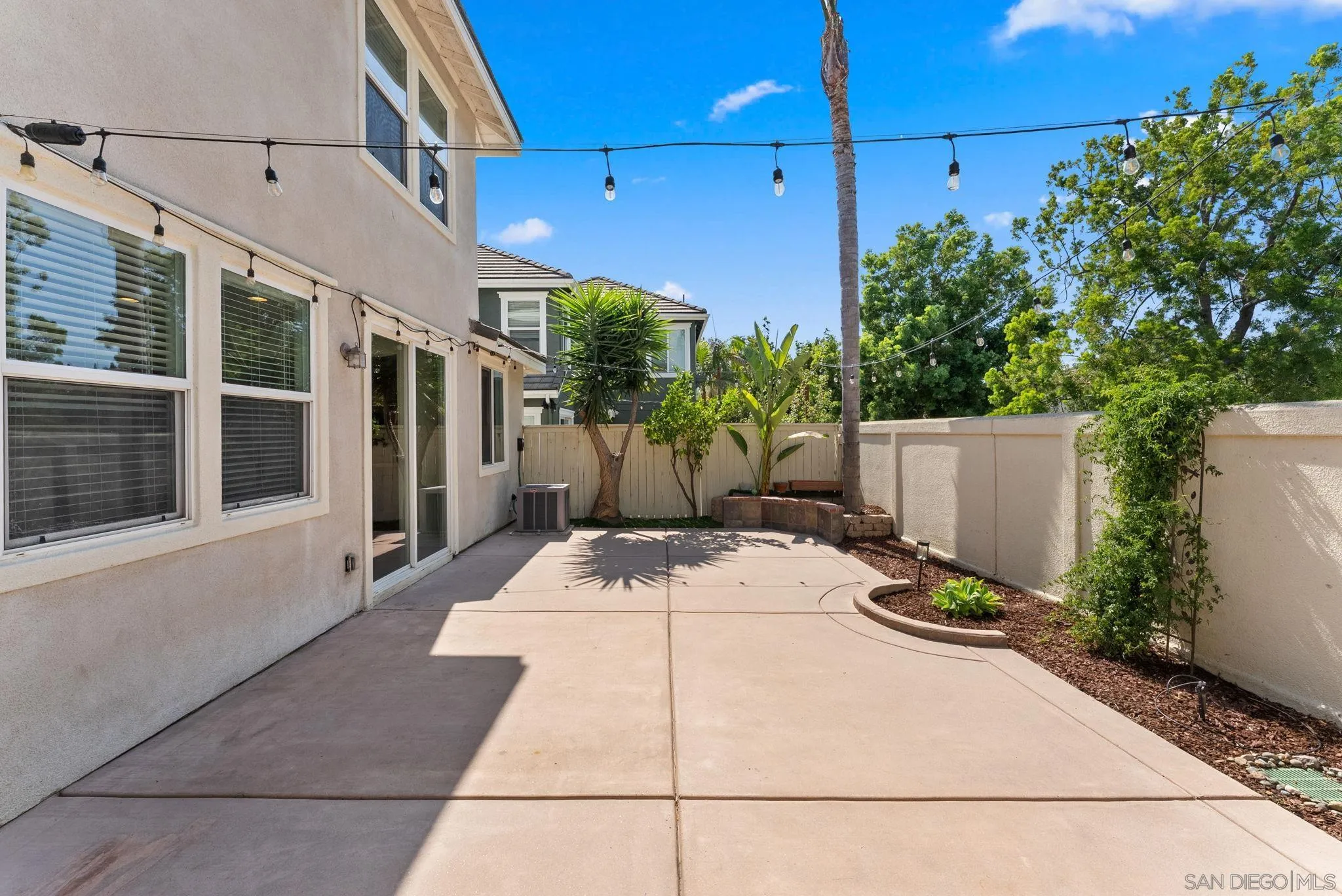 https://cdn.realtyfeed.com/cdn/127/260019891/af3d2ca47ff18a11b217b04fbd112303.webp