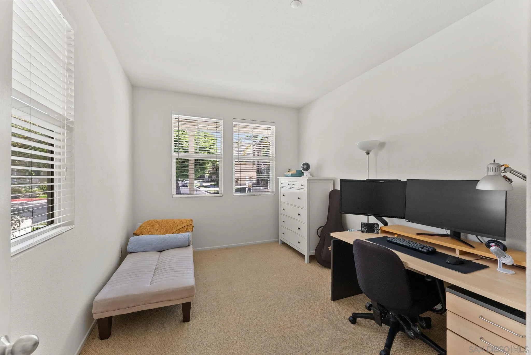 https://cdn.realtyfeed.com/cdn/127/260019891/dce975e69373ec2b84a968c2c255a117.webp