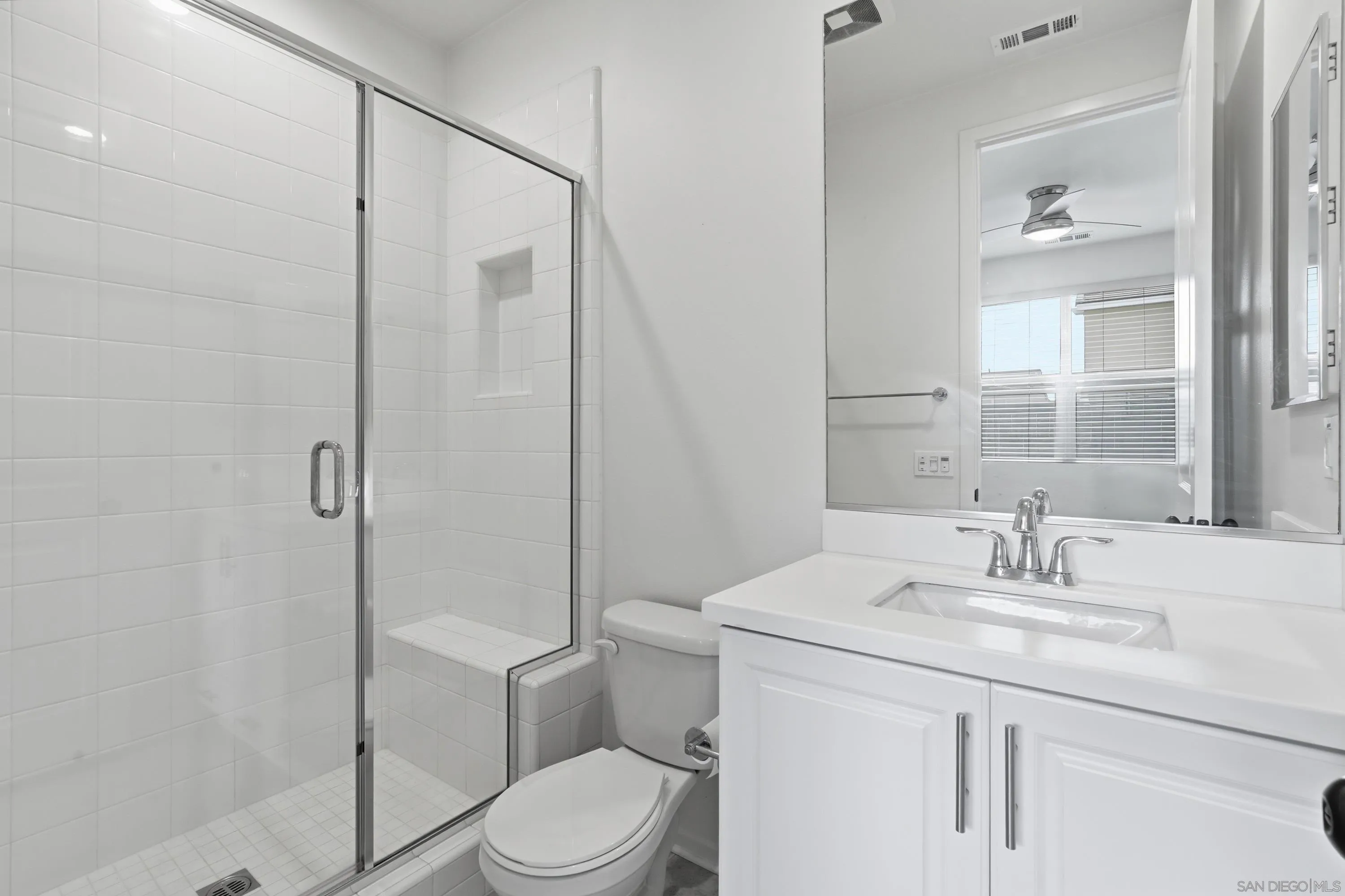 https://cdn.realtyfeed.com/cdn/127/260019894/80f0bece86c272b60ee54af8630af32e.webp