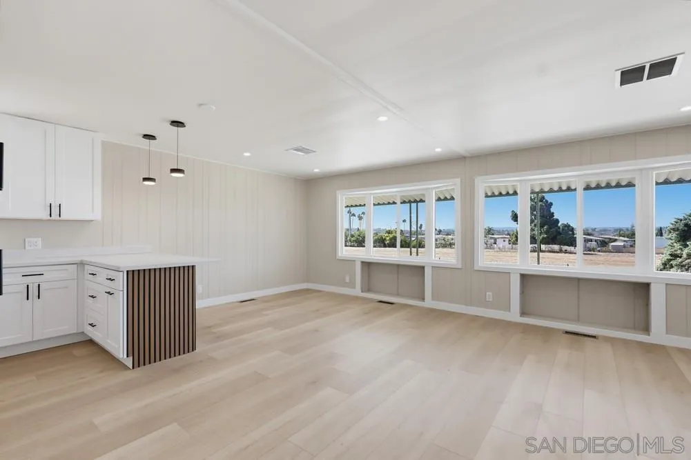 https://cdn.realtyfeed.com/cdn/127/260019897/488deccf076a6b04c62ef063a86ebe4f.webp