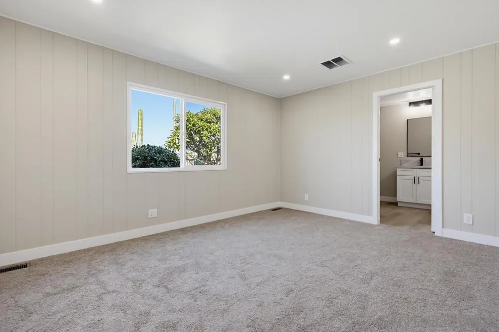 https://cdn.realtyfeed.com/cdn/127/260019897/d1876eef88dd83827ba0f6a6bc6bb631.webp