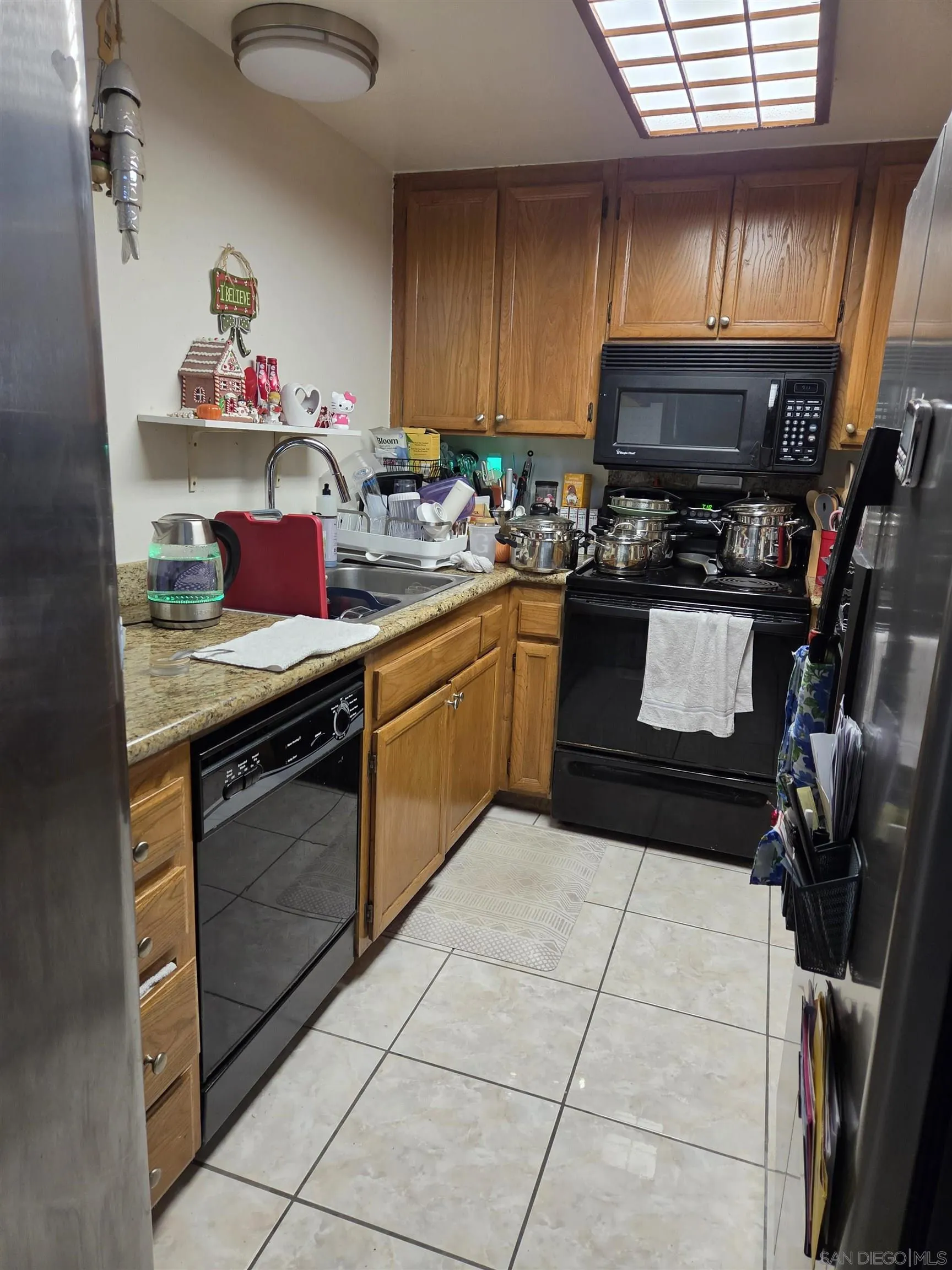 Photo #2: 260019898 Listing: Photo #2