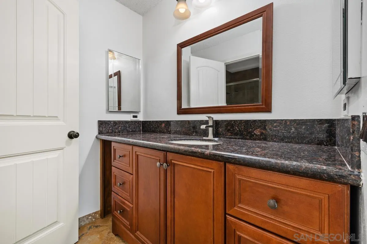 Photo #9: 260019899 Listing: Photo #9