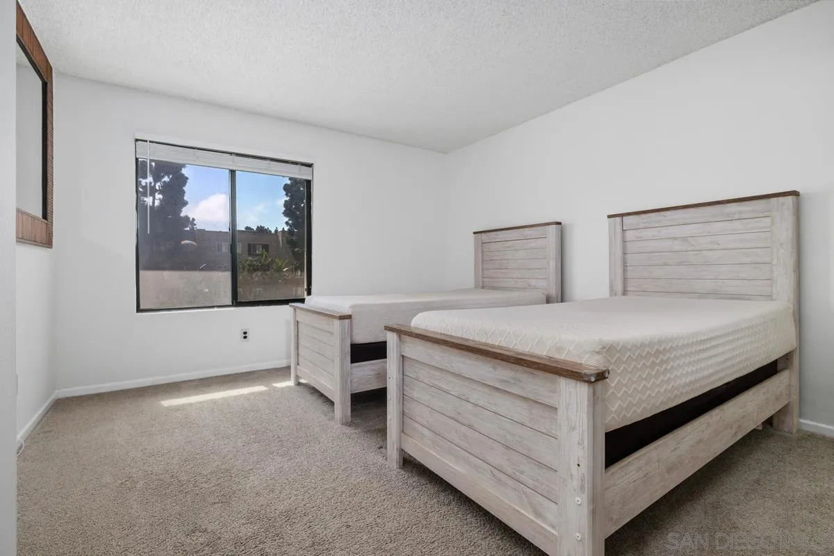 Photo #8: 260019899 Listing: Photo #8