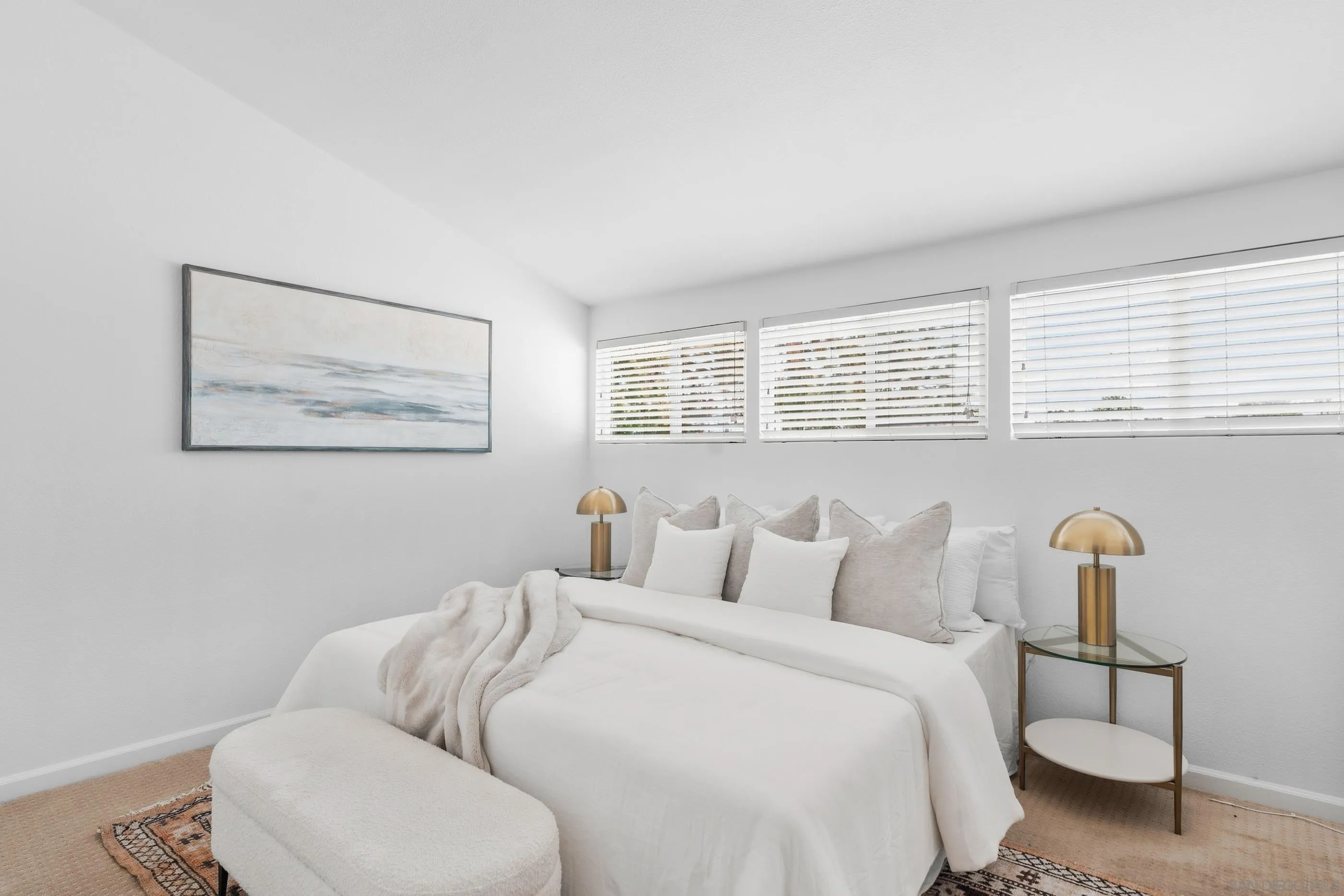 https://cdn.realtyfeed.com/cdn/127/260019900/d147b03c5f619683f7a12a89adb88d36.webp