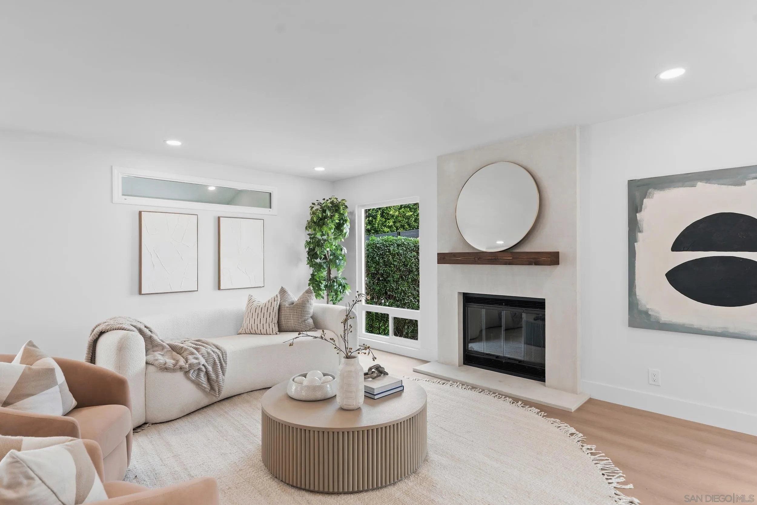 https://cdn.realtyfeed.com/cdn/127/260019905/30f0efd6b3d57cd5126dbe8deb762712.webp