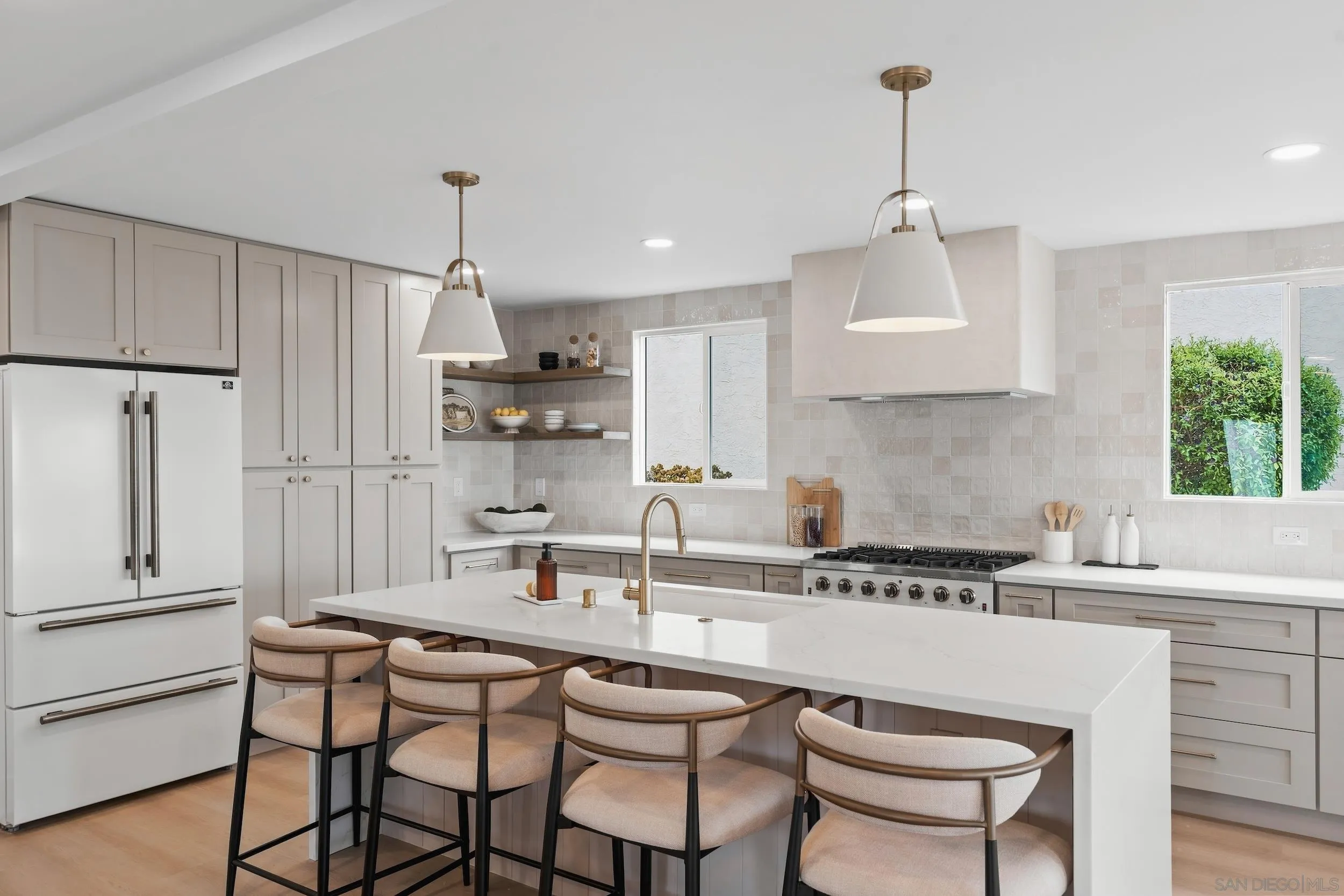 https://cdn.realtyfeed.com/cdn/127/260019905/537c7b27bdd497605ea7fa55e2d1e027.webp