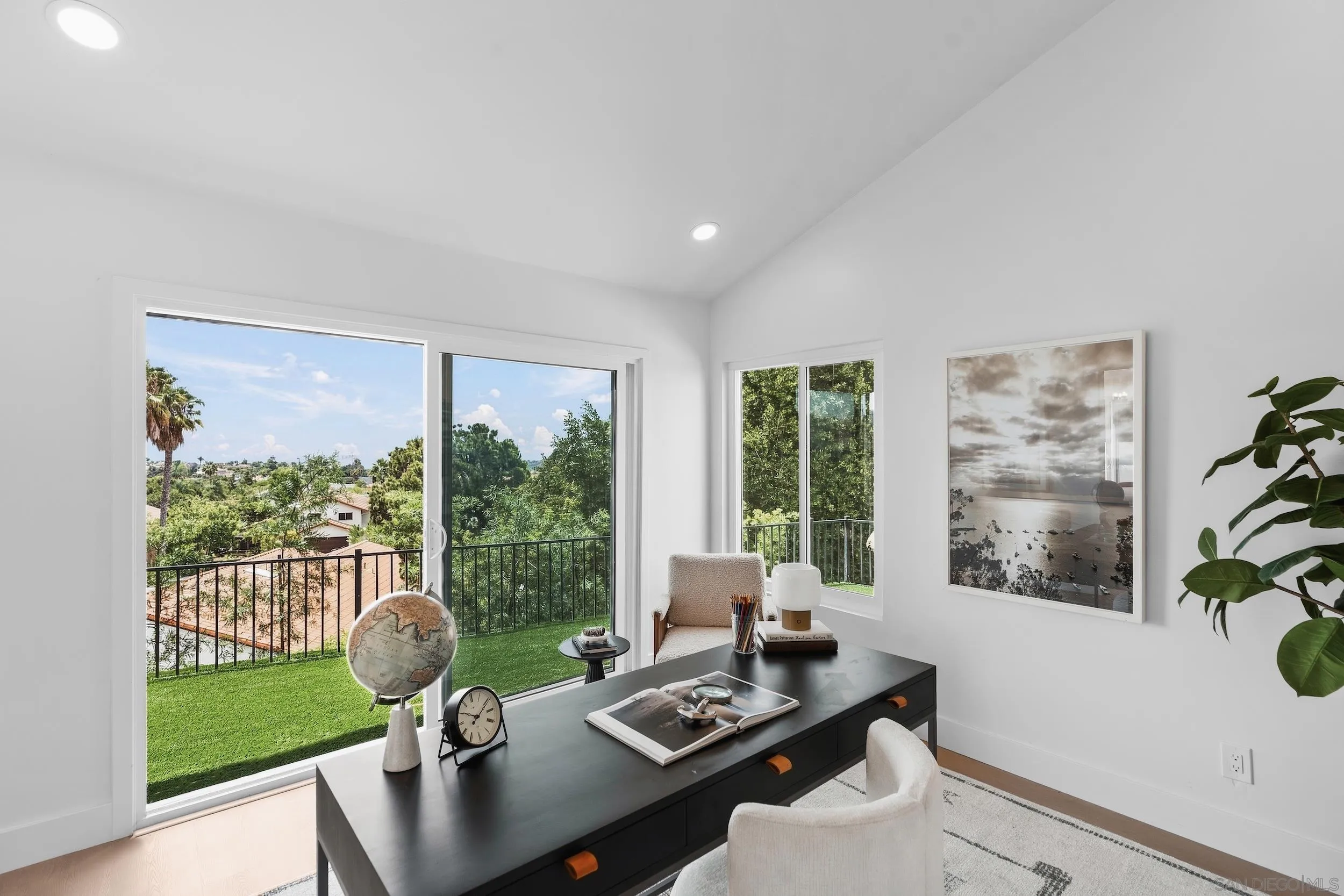 2767 Vista Del Oro, Carlsbad, CA 92009 - Photo 4 of 26, Carlsbad, CA
