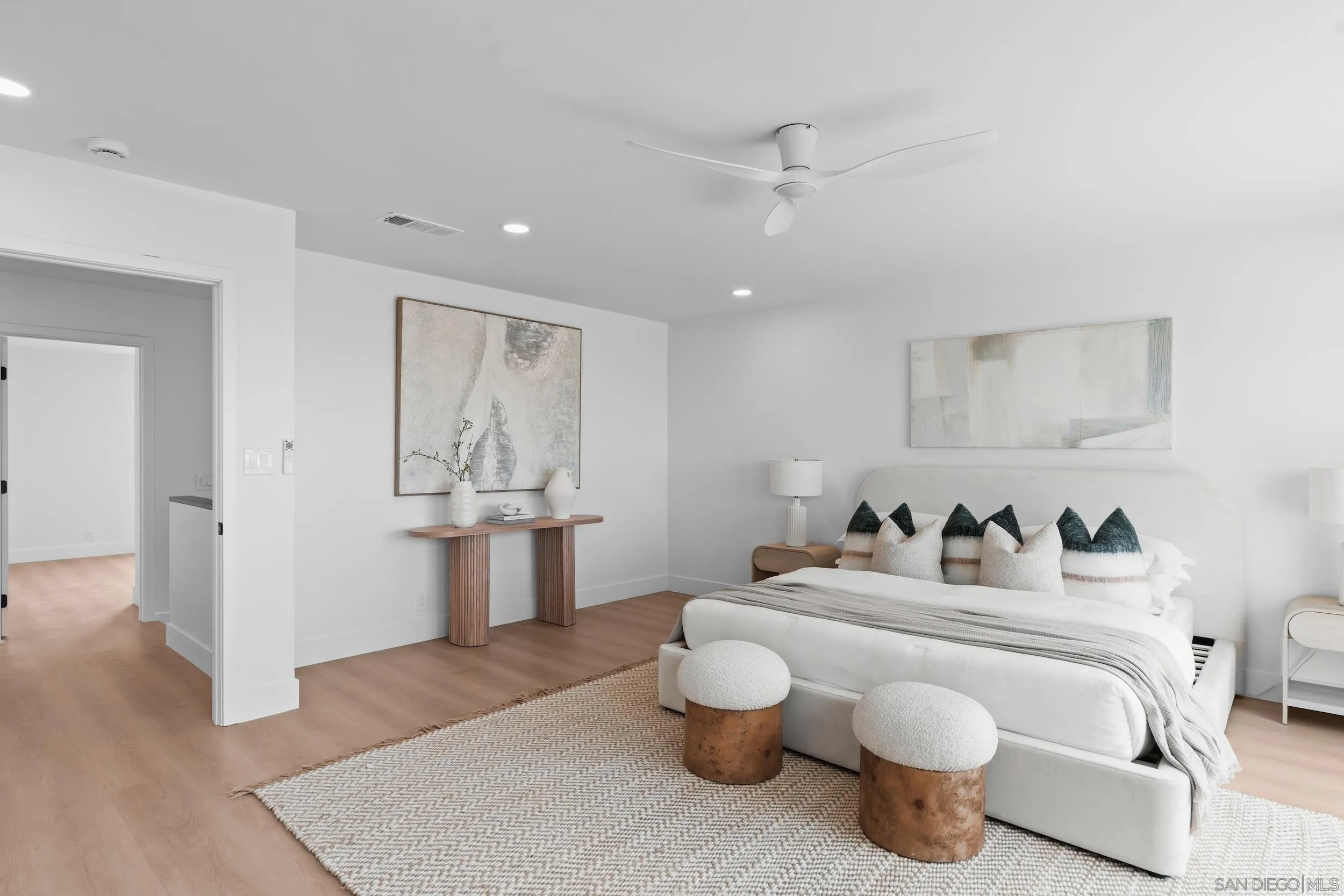 https://cdn.realtyfeed.com/cdn/127/260019905/a9730acec59f35da67cde161676a40c2.webp