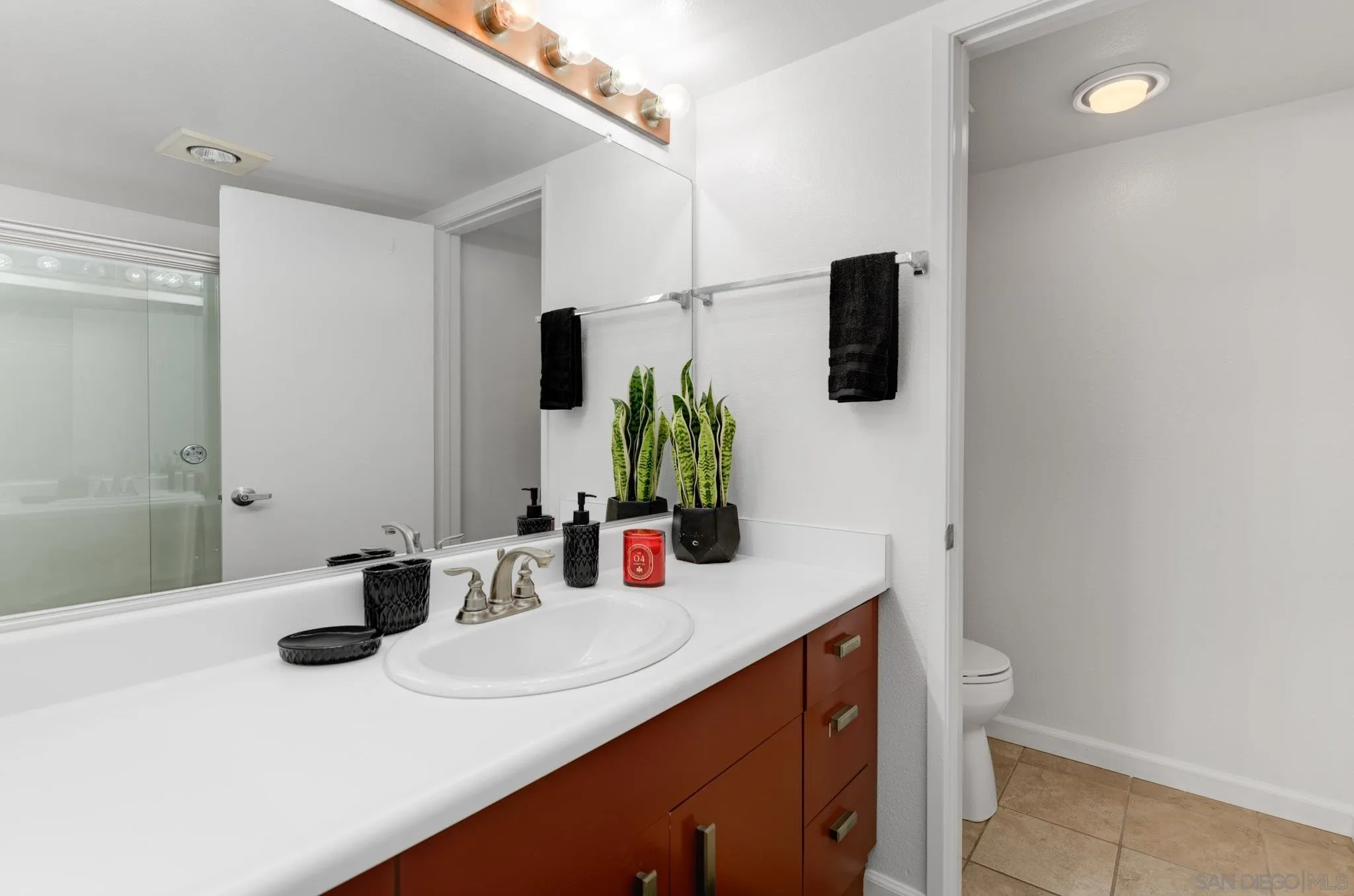 Photo #17: 260019910 Listing: Photo #17