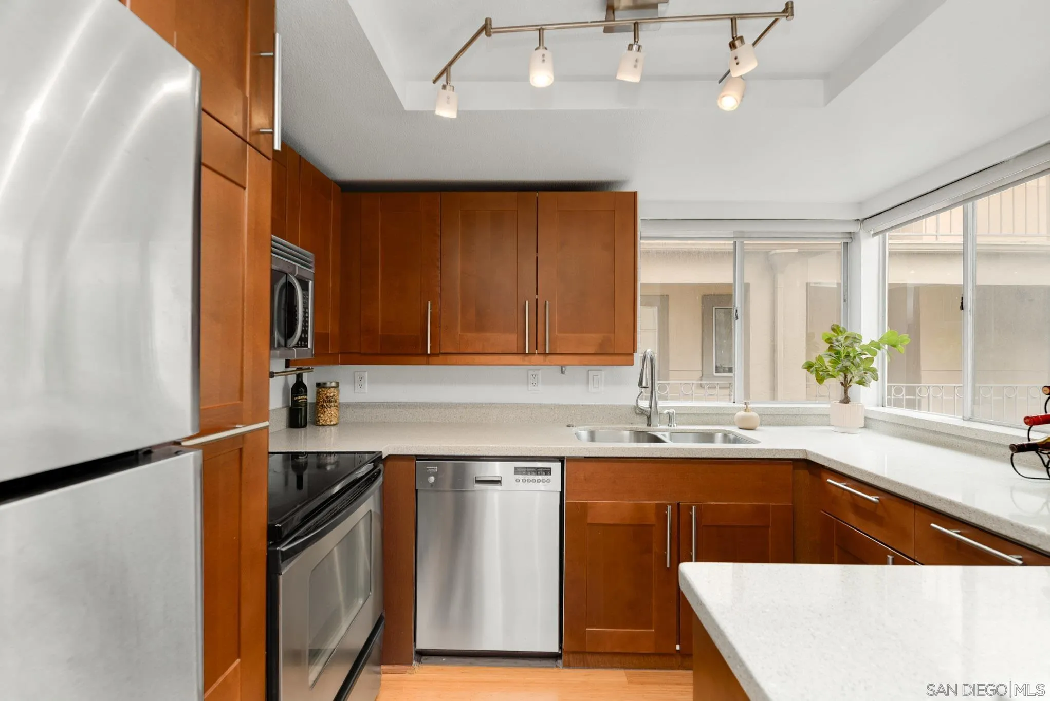 Photo #9: 260019910 Listing: Photo #9
