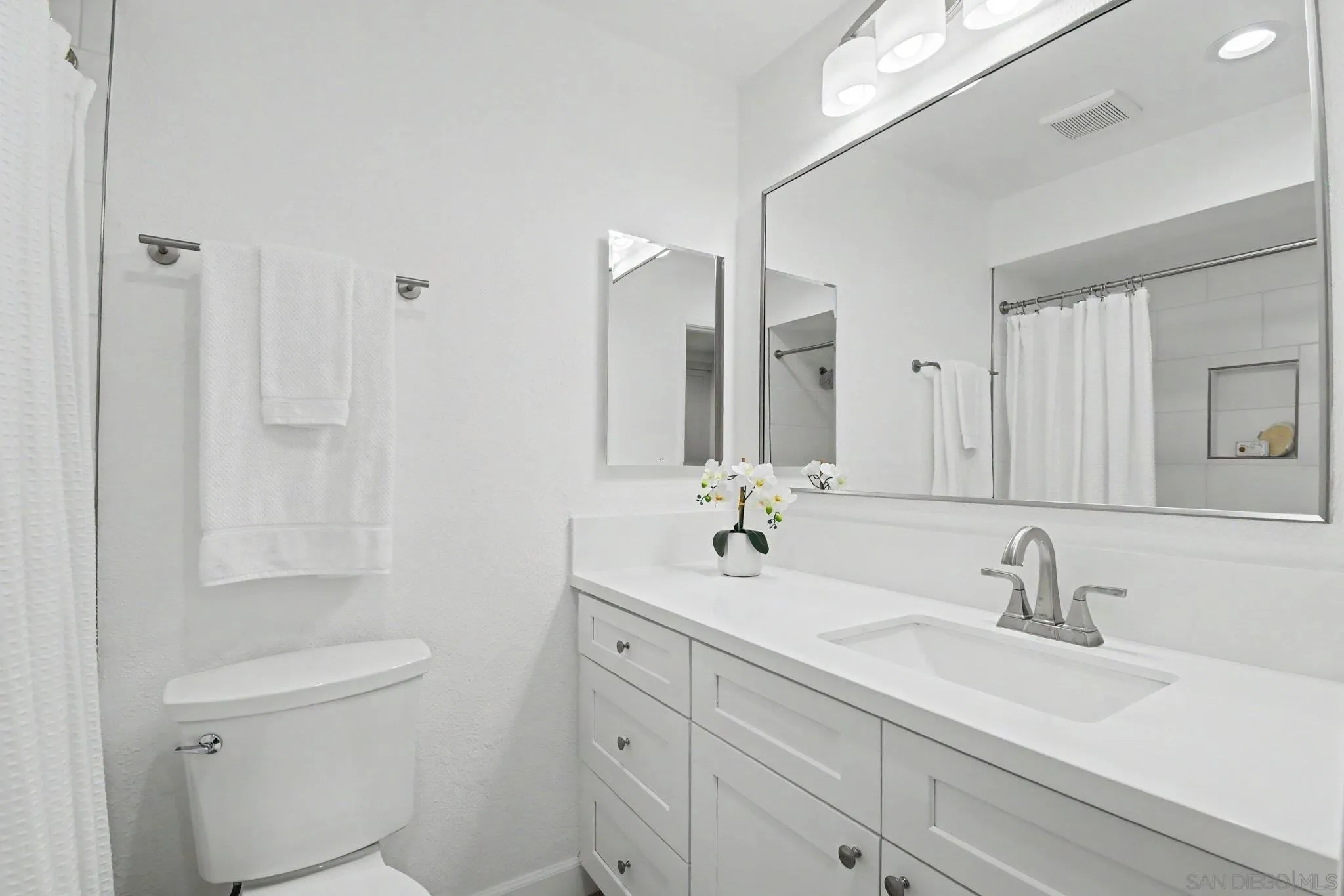 Photo #16: 260019911 Listing: Photo #16