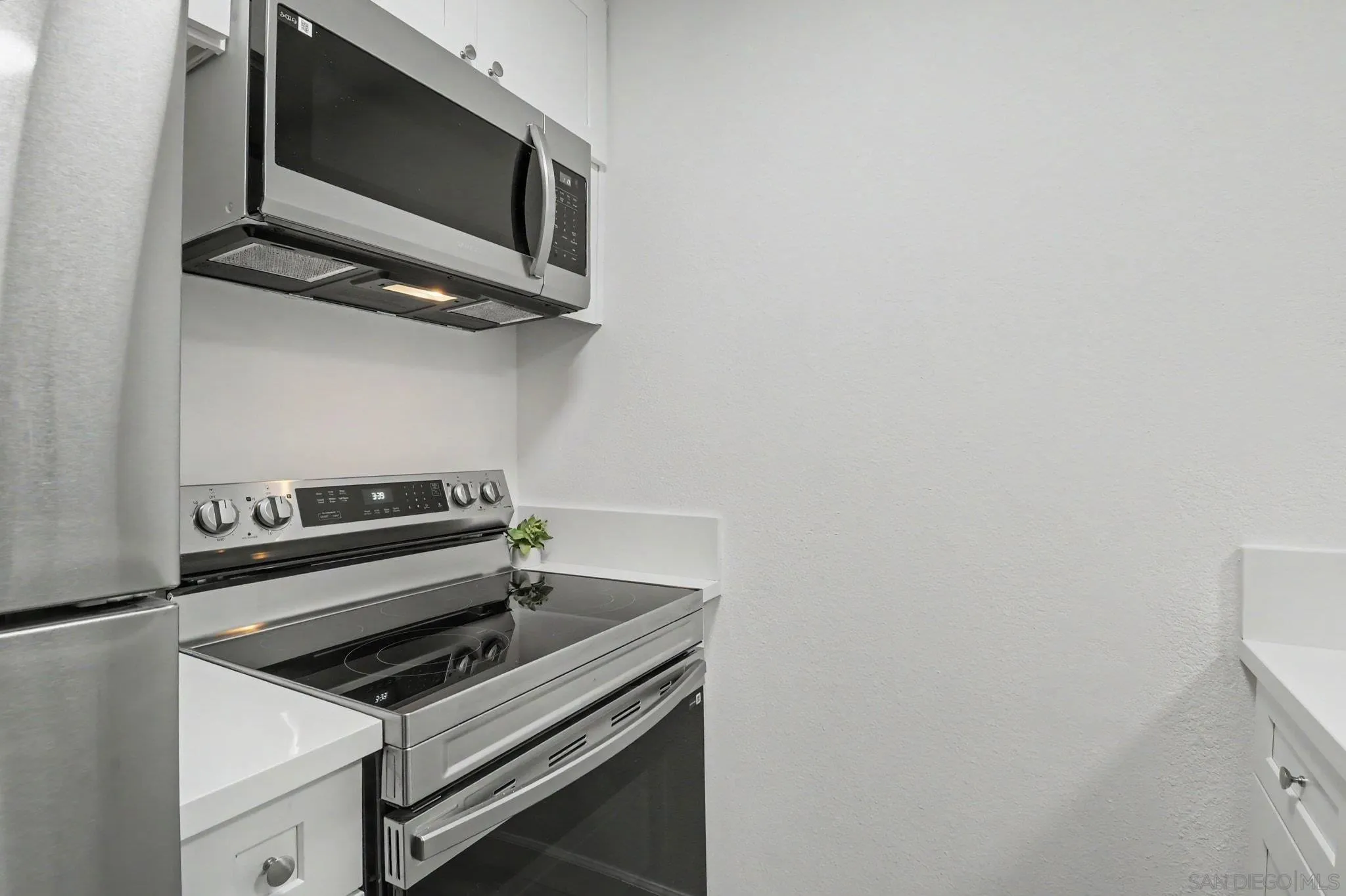 Photo #11: 260019911 Listing: Photo #11
