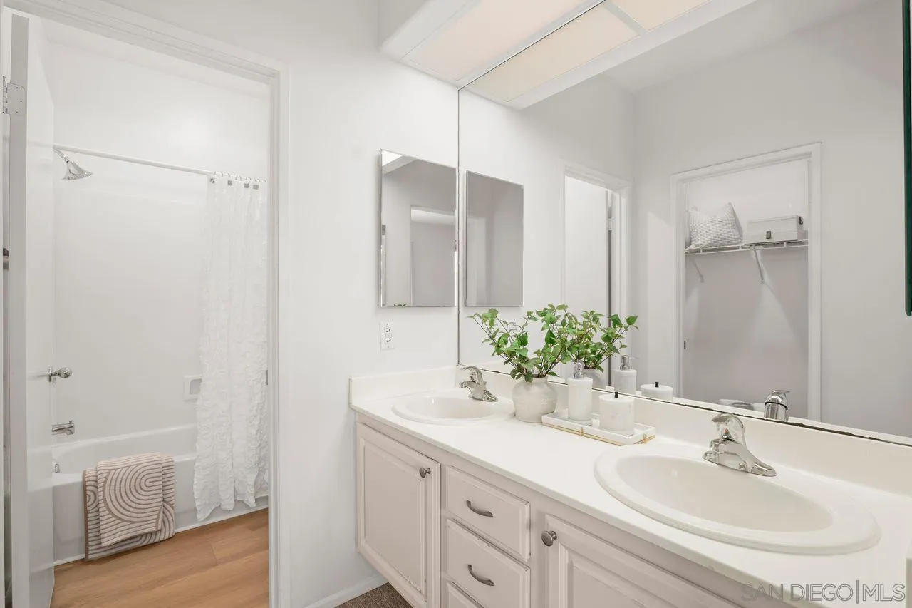 Photo #32: 260019913 Listing: Photo #32