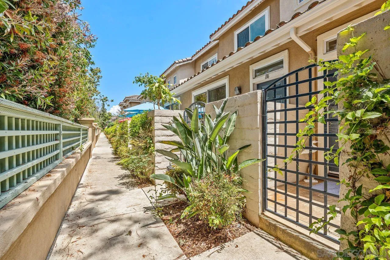 Photo #6: 260019913 Listing: Photo #6