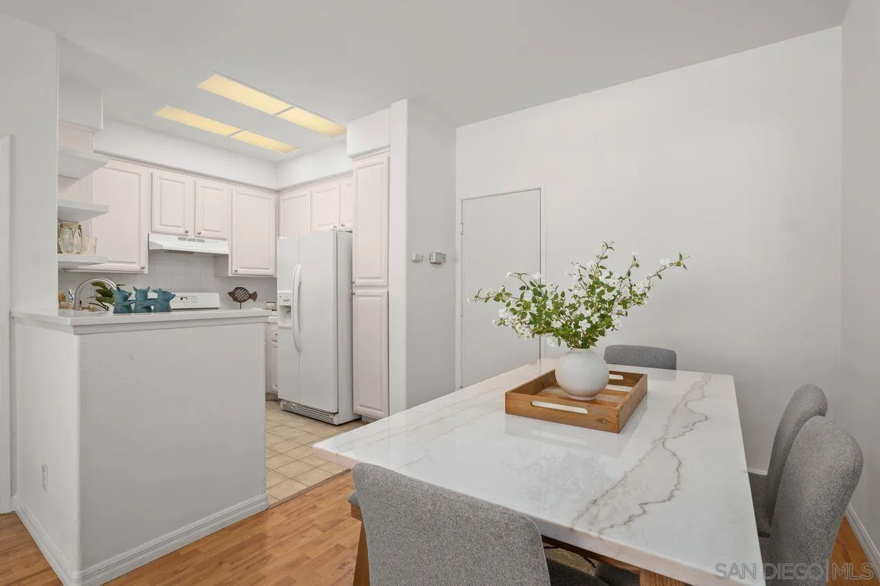 Photo #18: 260019913 Listing: Photo #18