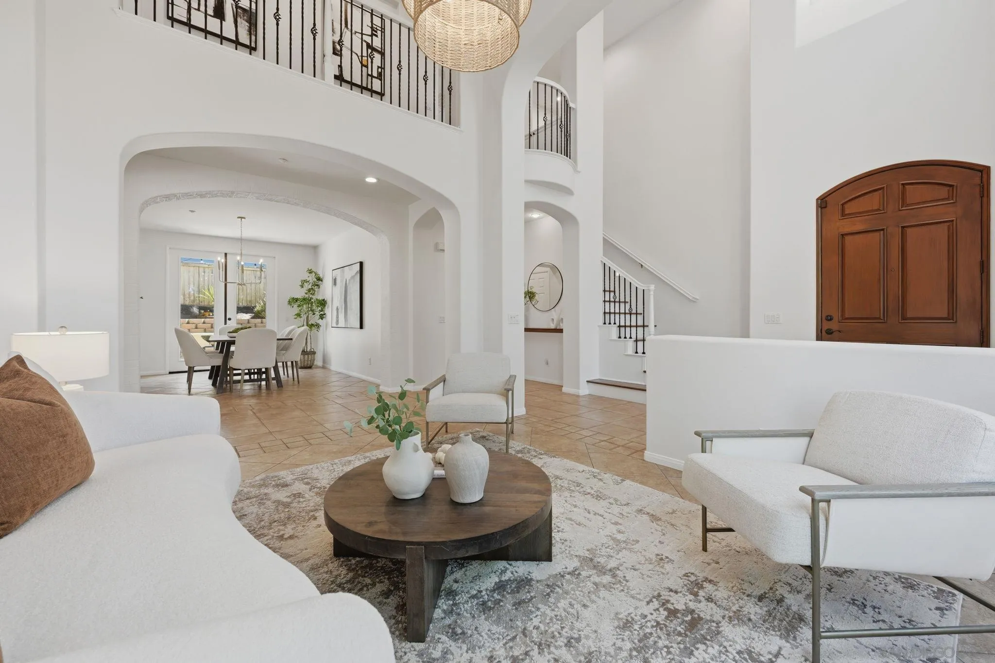 https://cdn.realtyfeed.com/cdn/127/260019915/79c87145e3ec6e205d325dd9dfbbcb51.webp