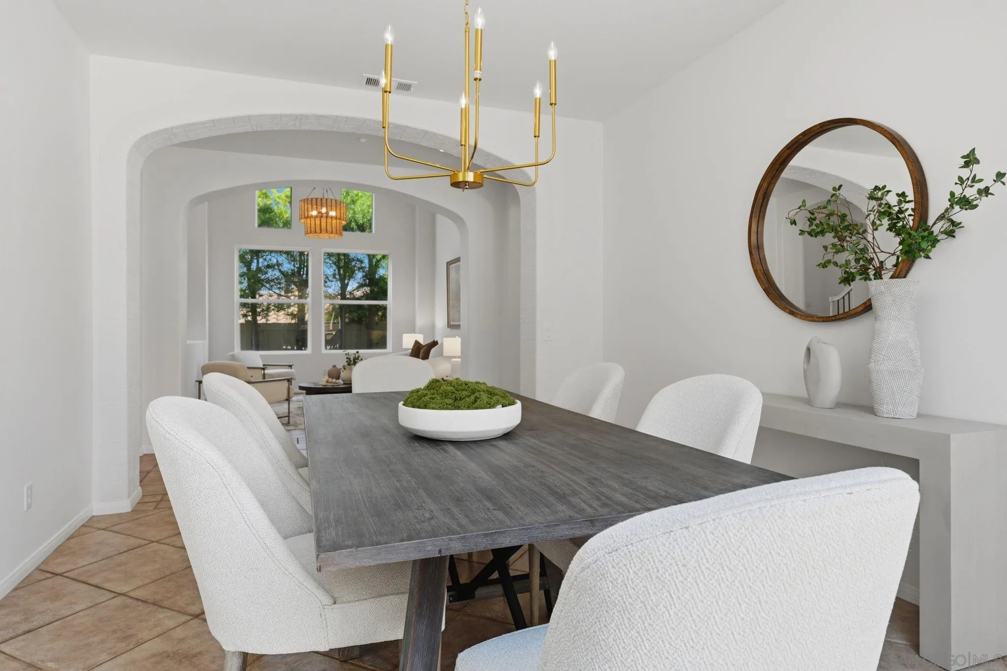 https://cdn.realtyfeed.com/cdn/127/260019915/801c242f38c276871b47c1ab8a717435.webp