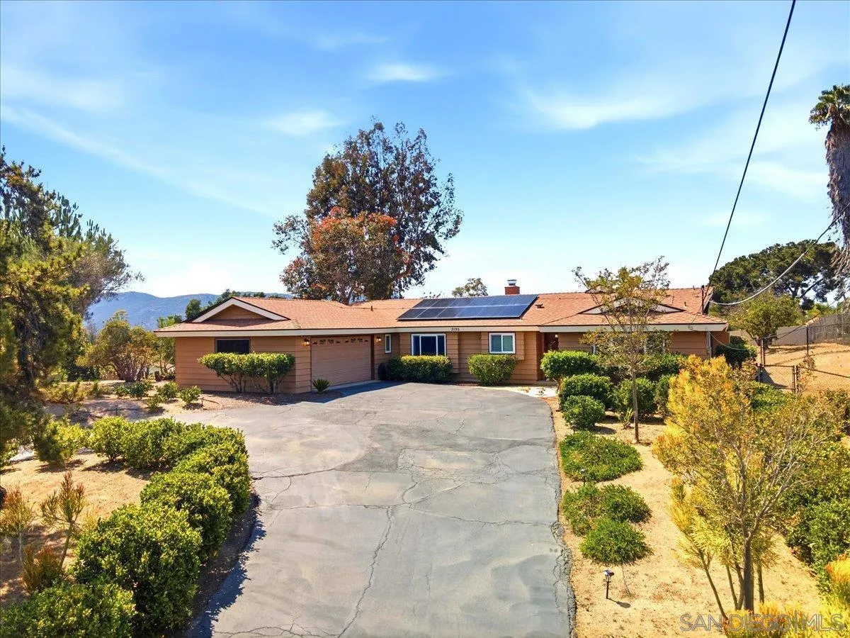 3195 Purer, Escondido, CA 92029 - Photo 4 of 28, Escondido, CA