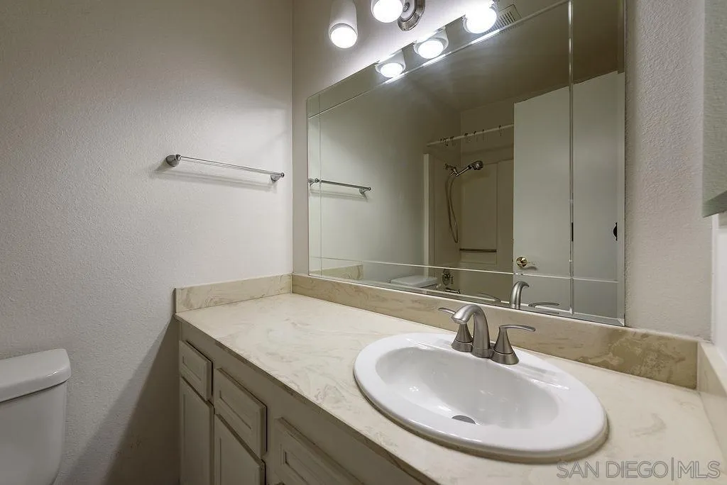 https://cdn.realtyfeed.com/cdn/127/260019917/1643cac138bc25db17194095f8f14311.webp