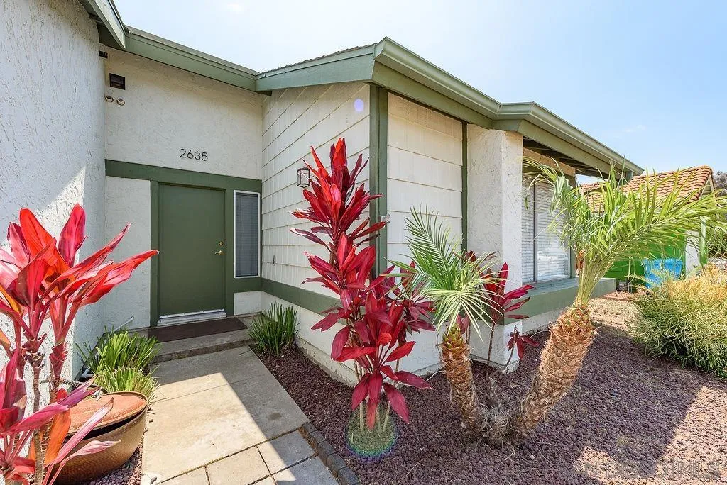 https://cdn.realtyfeed.com/cdn/127/260019917/53550add9f2a38b8571ff158bc1e9f4f.webp