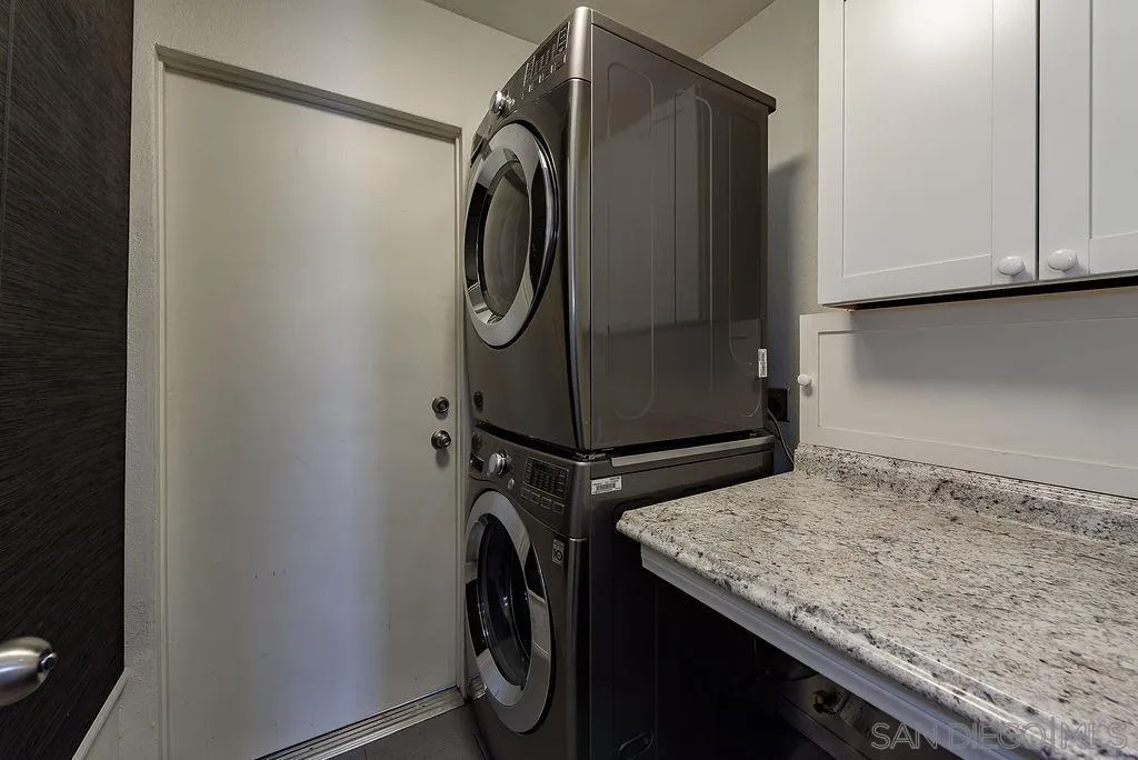 https://cdn.realtyfeed.com/cdn/127/260019917/5db9bd1fe22a25e93e1bc704002d5020.webp