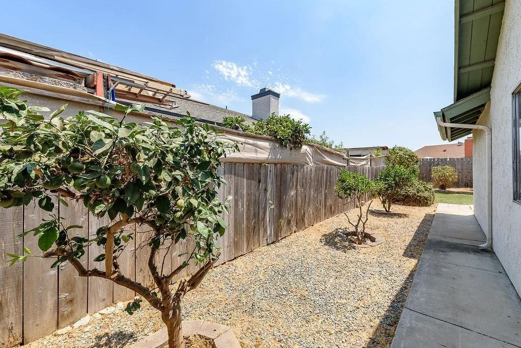 https://cdn.realtyfeed.com/cdn/127/260019917/7a3428fa25775d000b5dc33fdc83be4b.webp