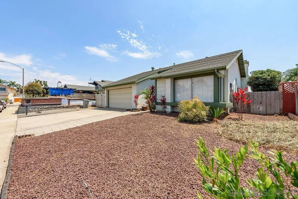 https://cdn.realtyfeed.com/cdn/127/260019917/b26e60badff8bd9c96157aff099223b8.webp