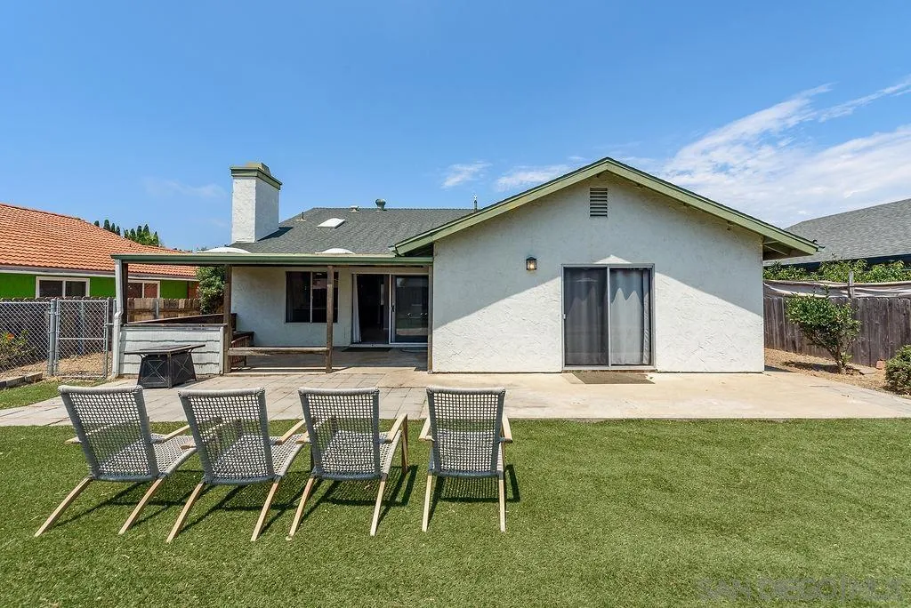https://cdn.realtyfeed.com/cdn/127/260019917/ee962de5356a0ce93cf1d0c74835805d.webp