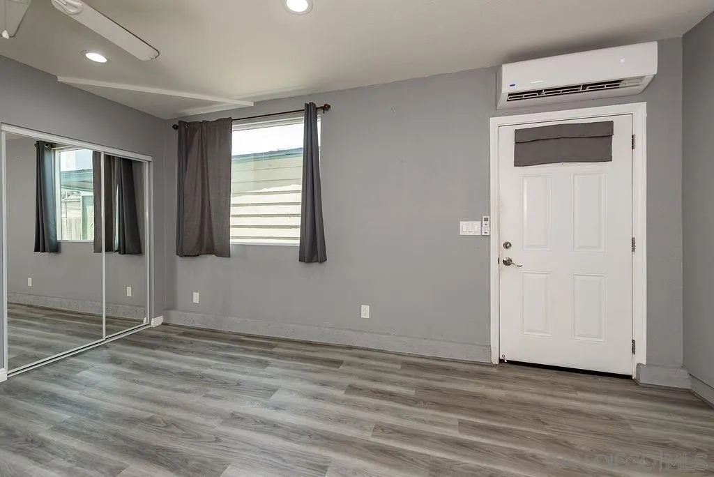 https://cdn.realtyfeed.com/cdn/127/260019917/f2fb97bffedaf3a9d0063a418e1231a7.webp