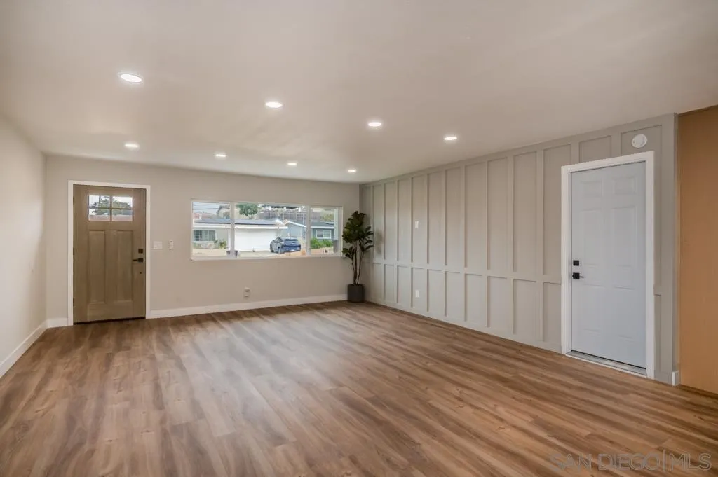 24 E Paisley, Chula Vista, CA 91911 - Photo 5 of 33, Chula Vista, CA