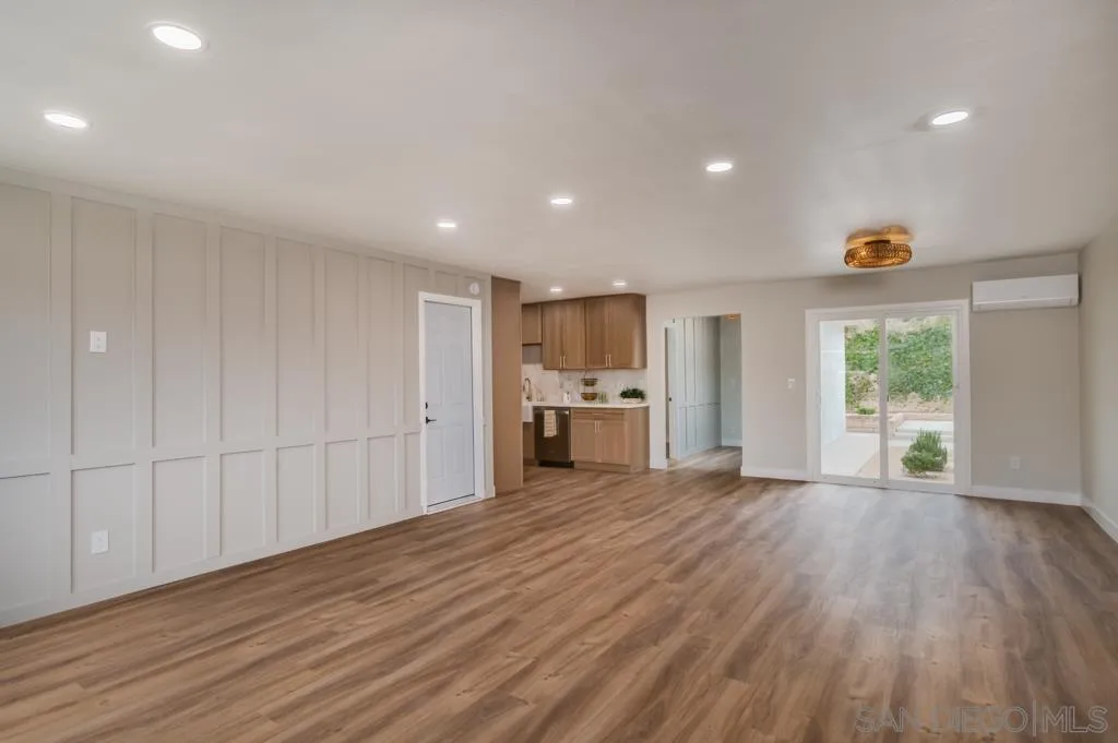24 E Paisley, Chula Vista, CA 91911 - Photo 4 of 33, Chula Vista, CA