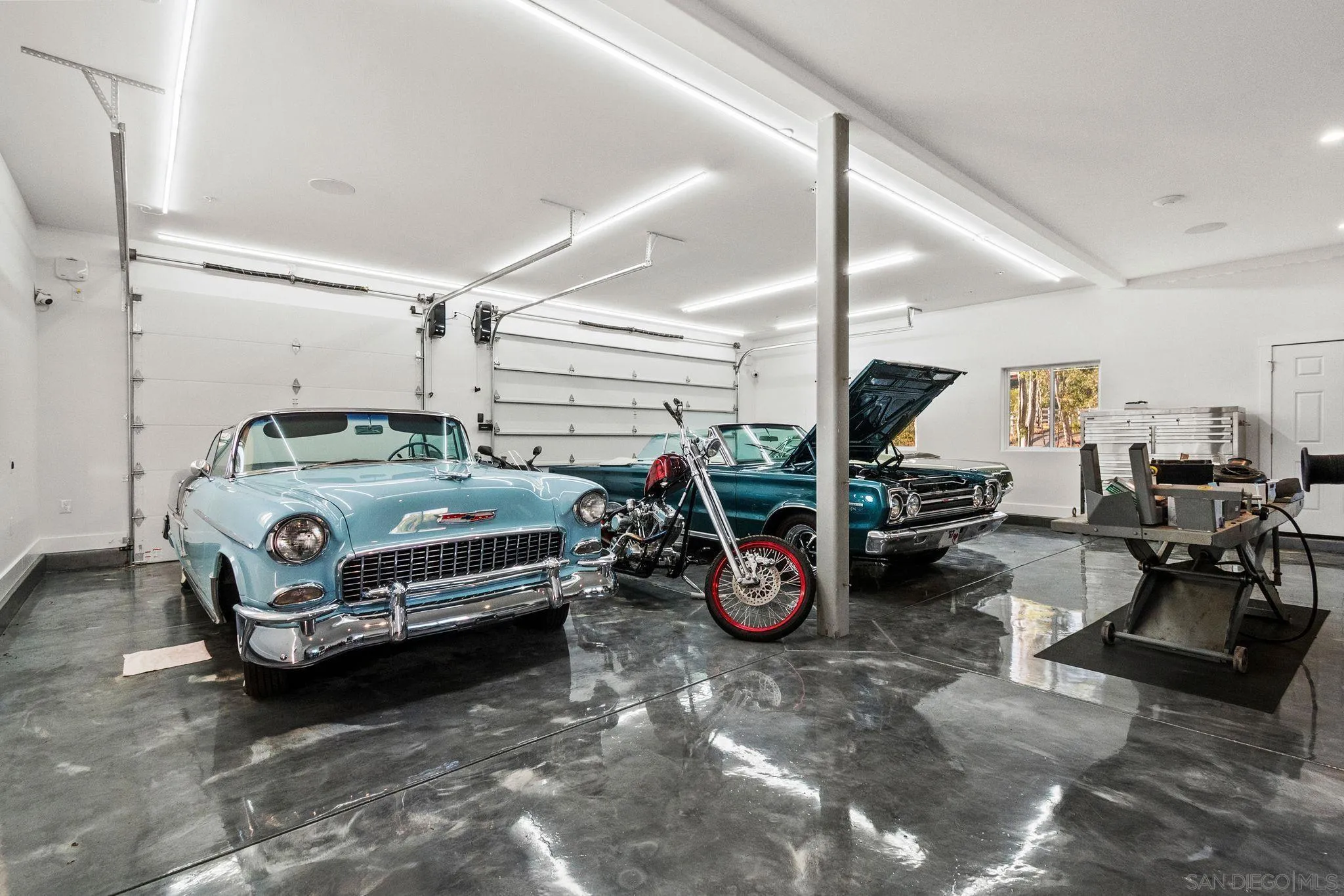 https://cdn.realtyfeed.com/cdn/127/260019922/3c60a4a6caece96a9b2b5706759ece03.webp