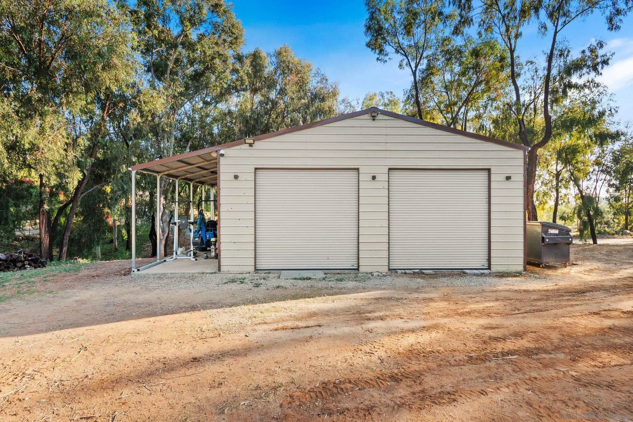 https://cdn.realtyfeed.com/cdn/127/260019922/4a4950412d0d5562cc61f3df6e32bf59.webp
