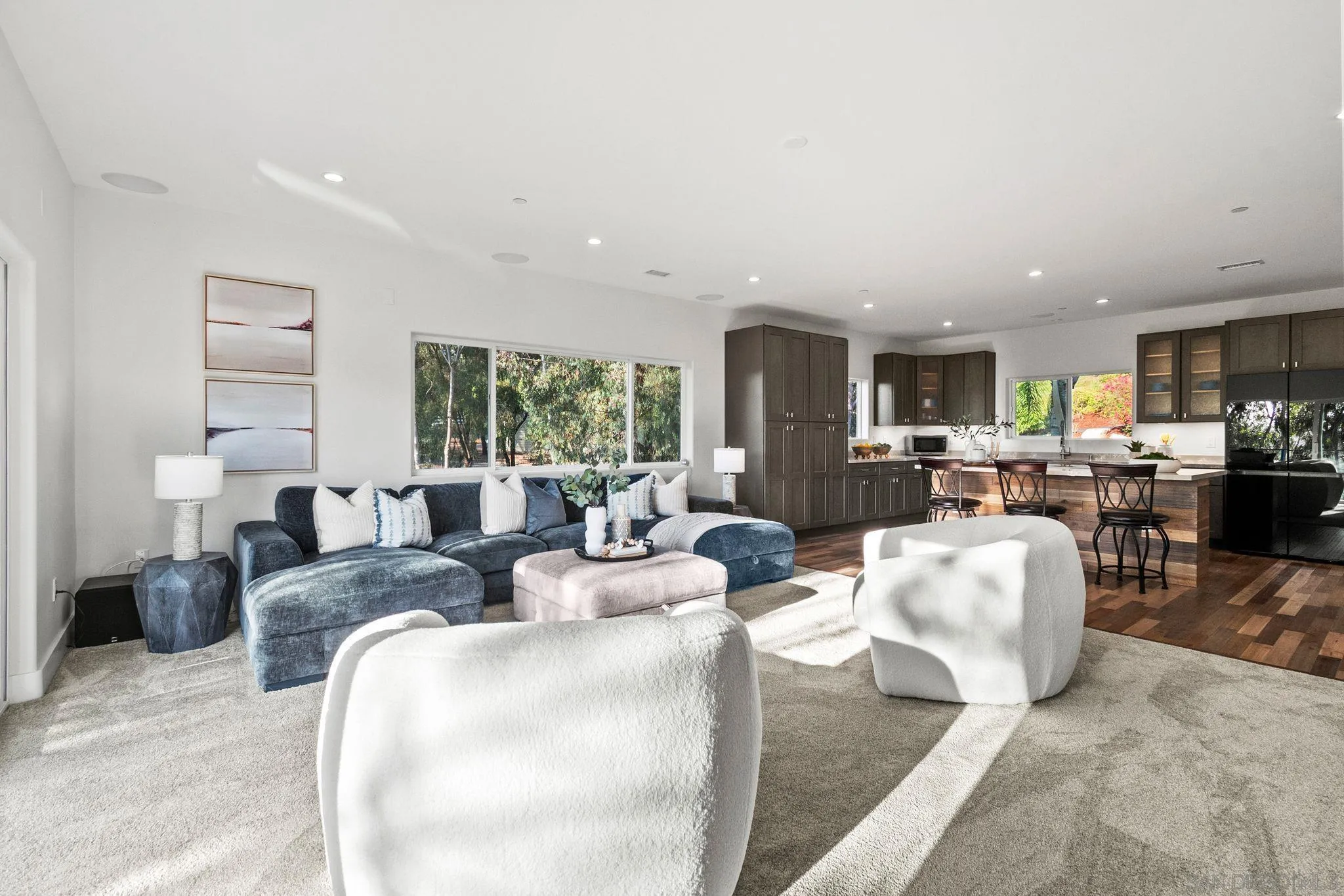 https://cdn.realtyfeed.com/cdn/127/260019922/5f327d70d6deaeee71e3b2293f8fde57.webp