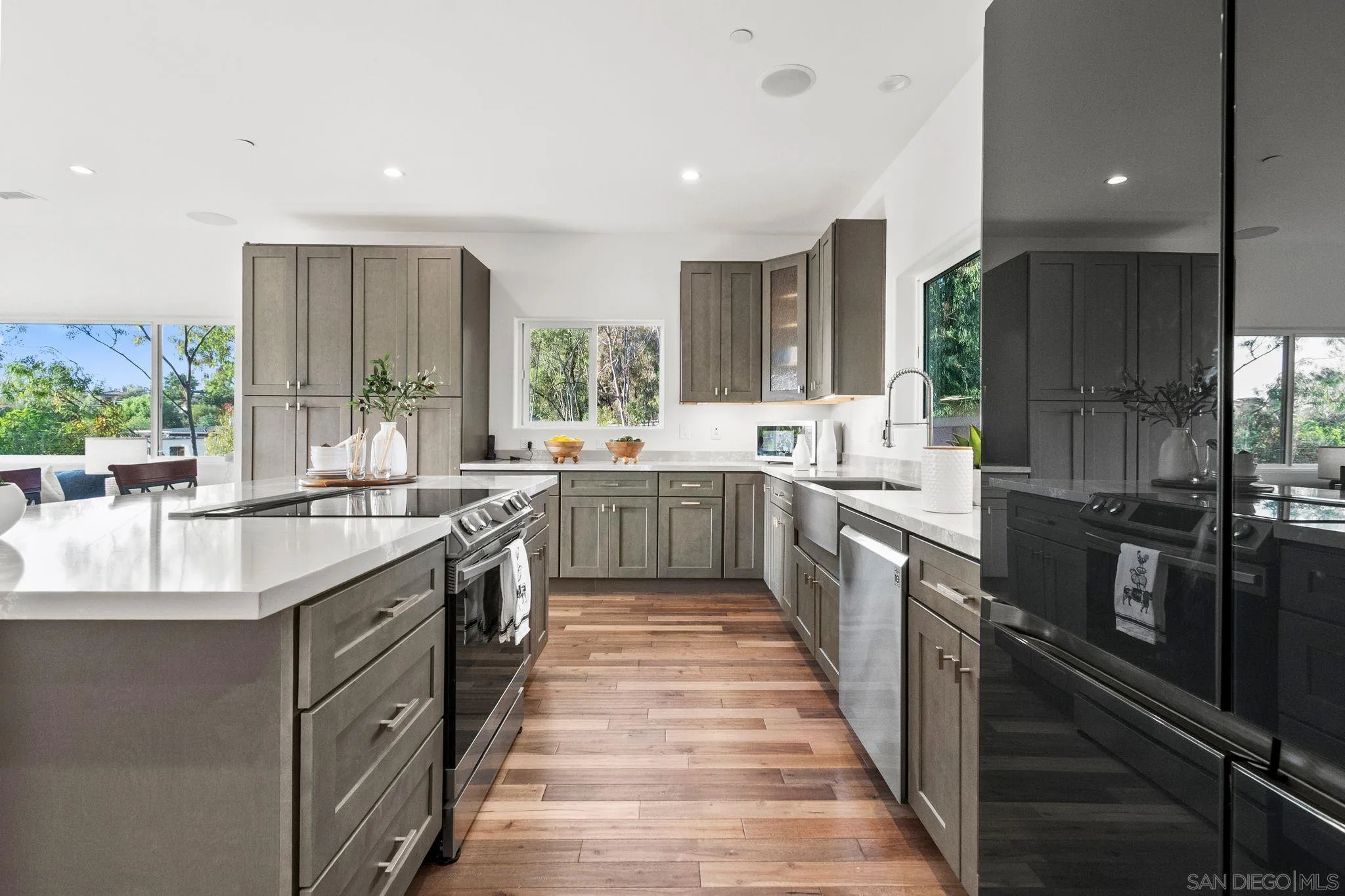 https://cdn.realtyfeed.com/cdn/127/260019922/bd099d0574e377636f1187557a0731e6.webp