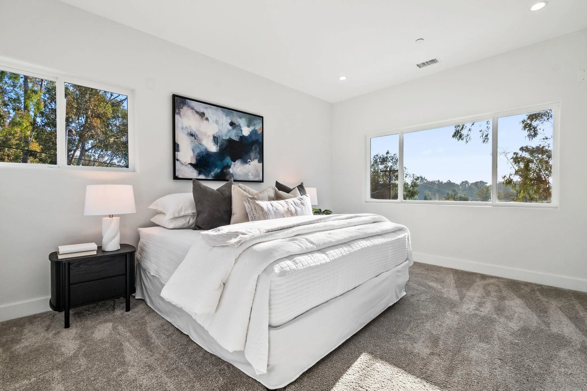 https://cdn.realtyfeed.com/cdn/127/260019922/fddb6b73d187856cf8530be3b55ac3c3.webp