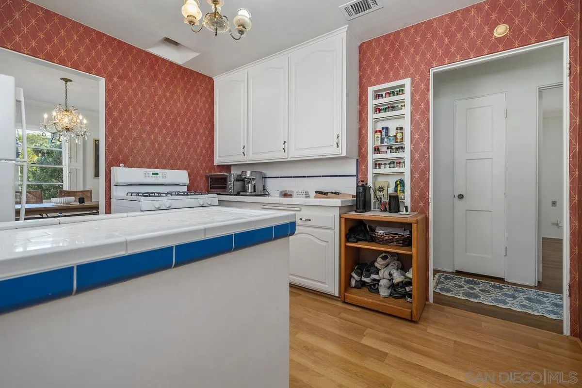 https://cdn.realtyfeed.com/cdn/127/260019923/3514b9cdfcb019b4fb495ceea1d0e56a.webp