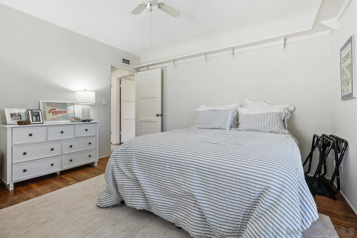 https://cdn.realtyfeed.com/cdn/127/260019923/58d548cfc515e9ef991e6b1b48d168b8.webp