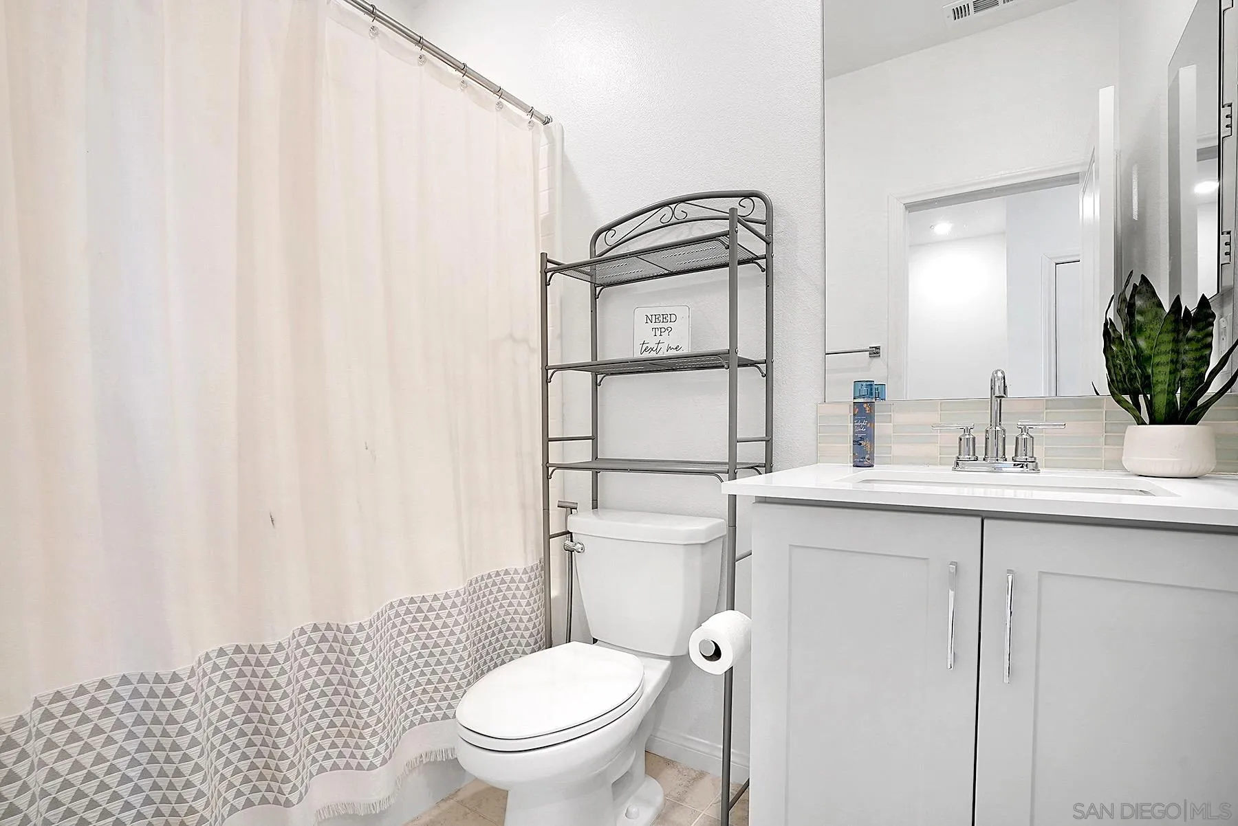 Photo #24: 260019924 Listing: Photo #24