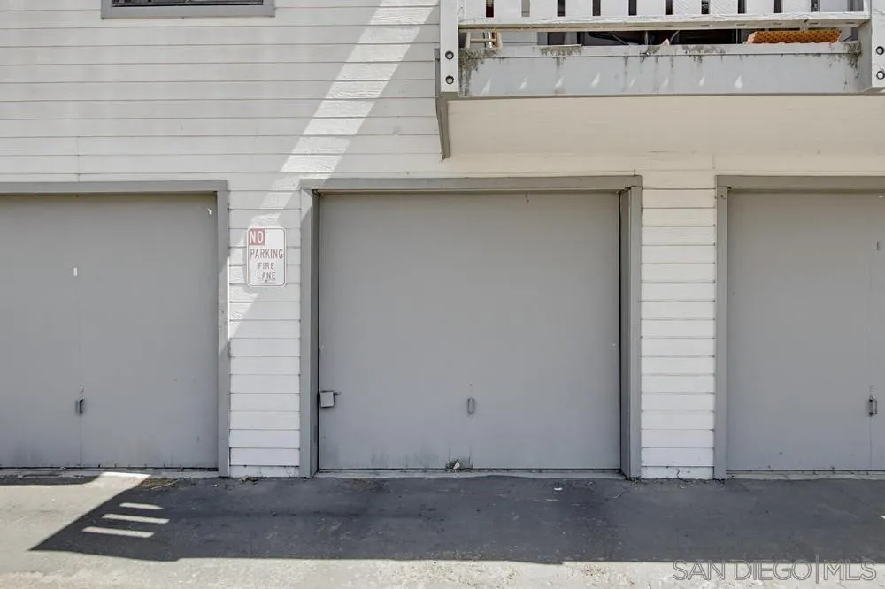 Photo #34: 260019925 Listing: Photo #34