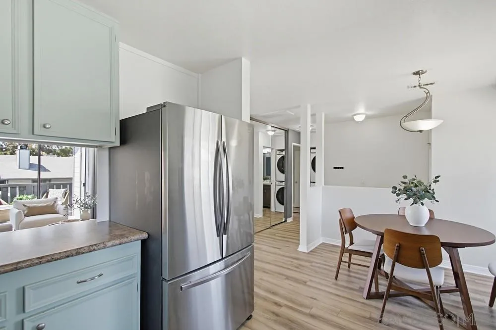 Photo #11: 260019925 Listing: Photo #11