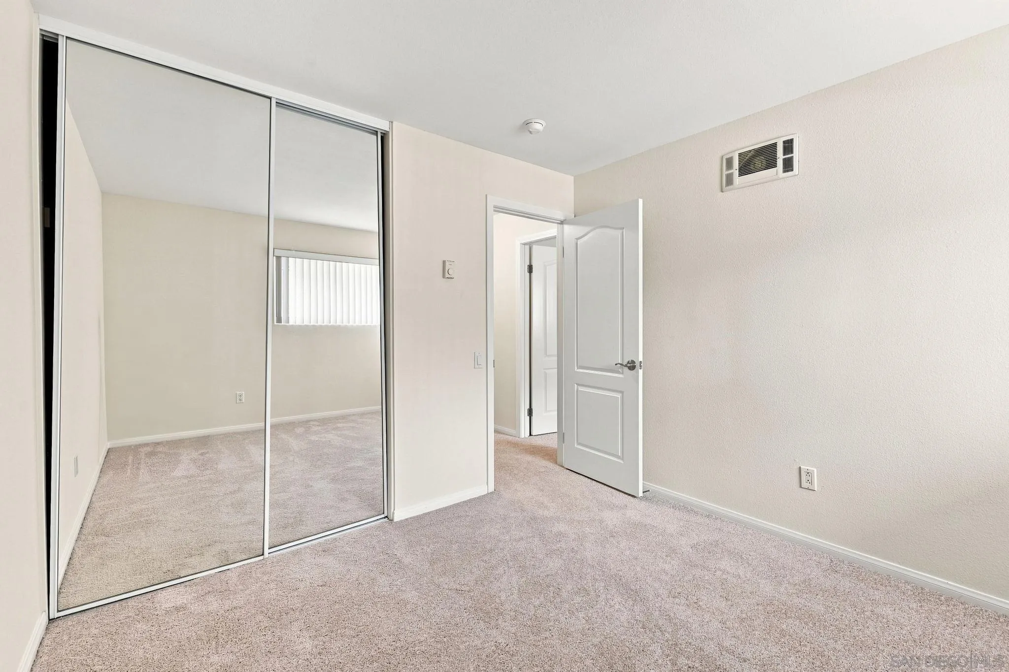 Photo #22: 260019926 Listing: Photo #22