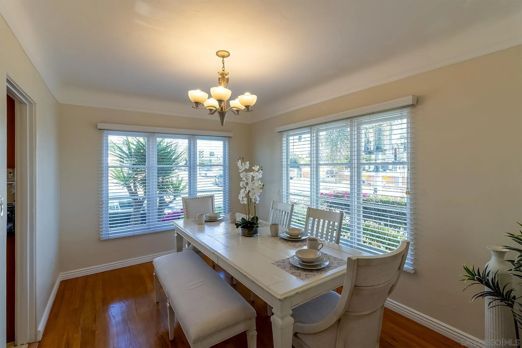 https://cdn.realtyfeed.com/cdn/127/260019929/825abc425ffb47c05176235468dd30cb.webp