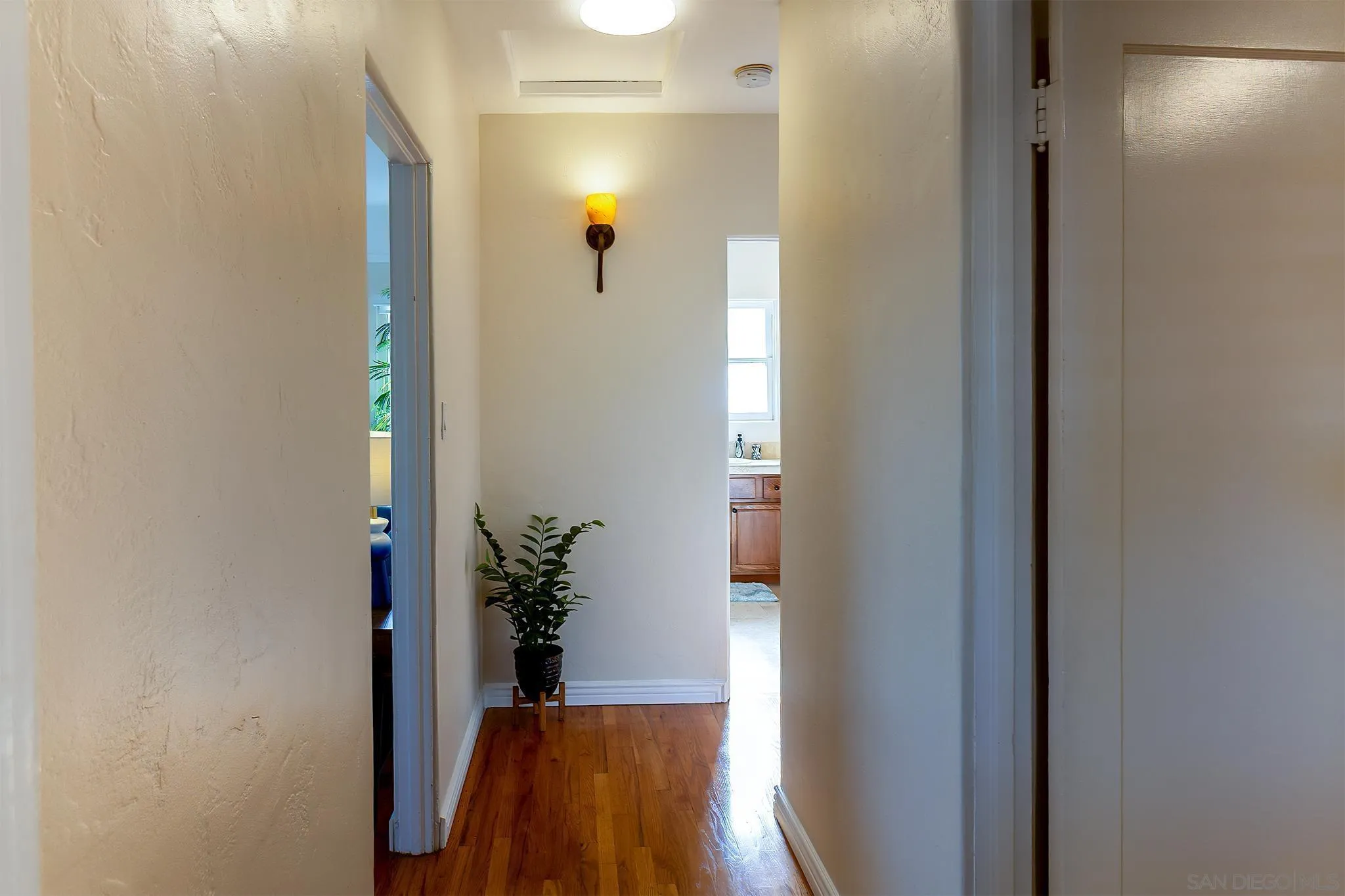 https://cdn.realtyfeed.com/cdn/127/260019929/f6eb326bf29a2198e0803a74f86db443.webp