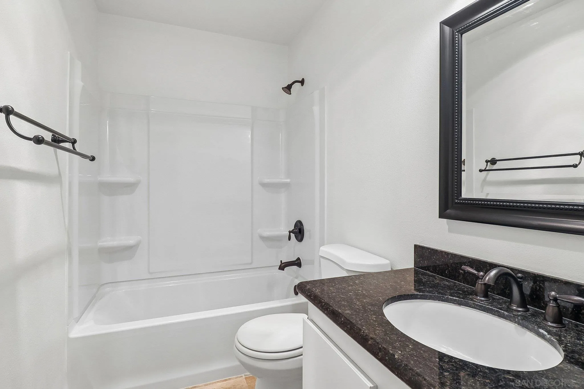 Photo #15: 260019930 Listing: Photo #15