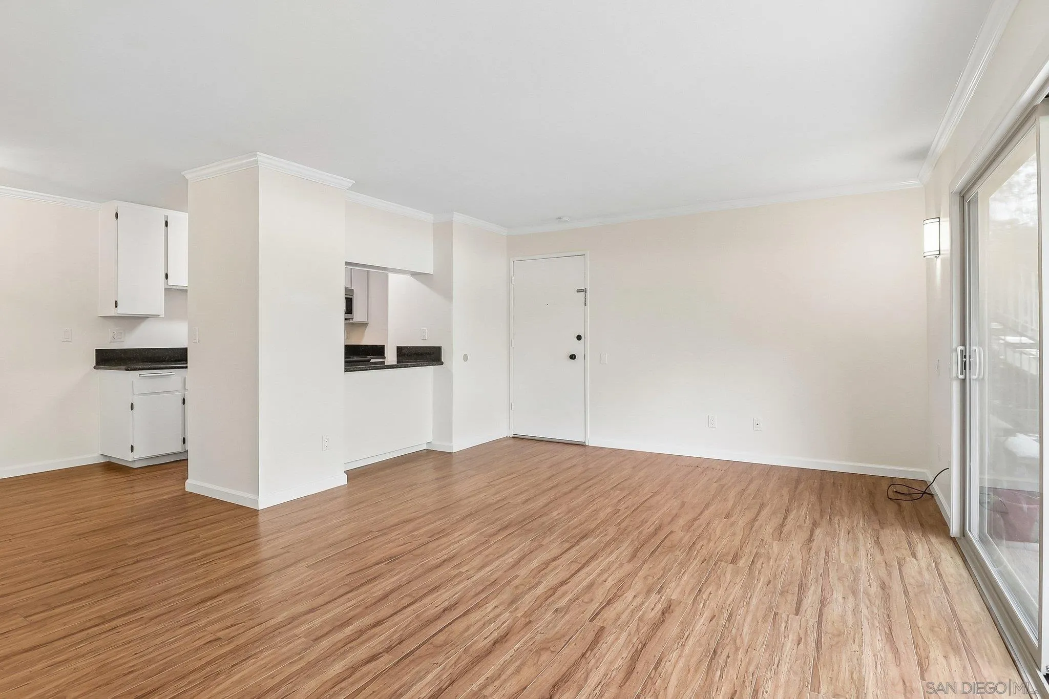Photo #1: 260019930 Listing: Photo #1