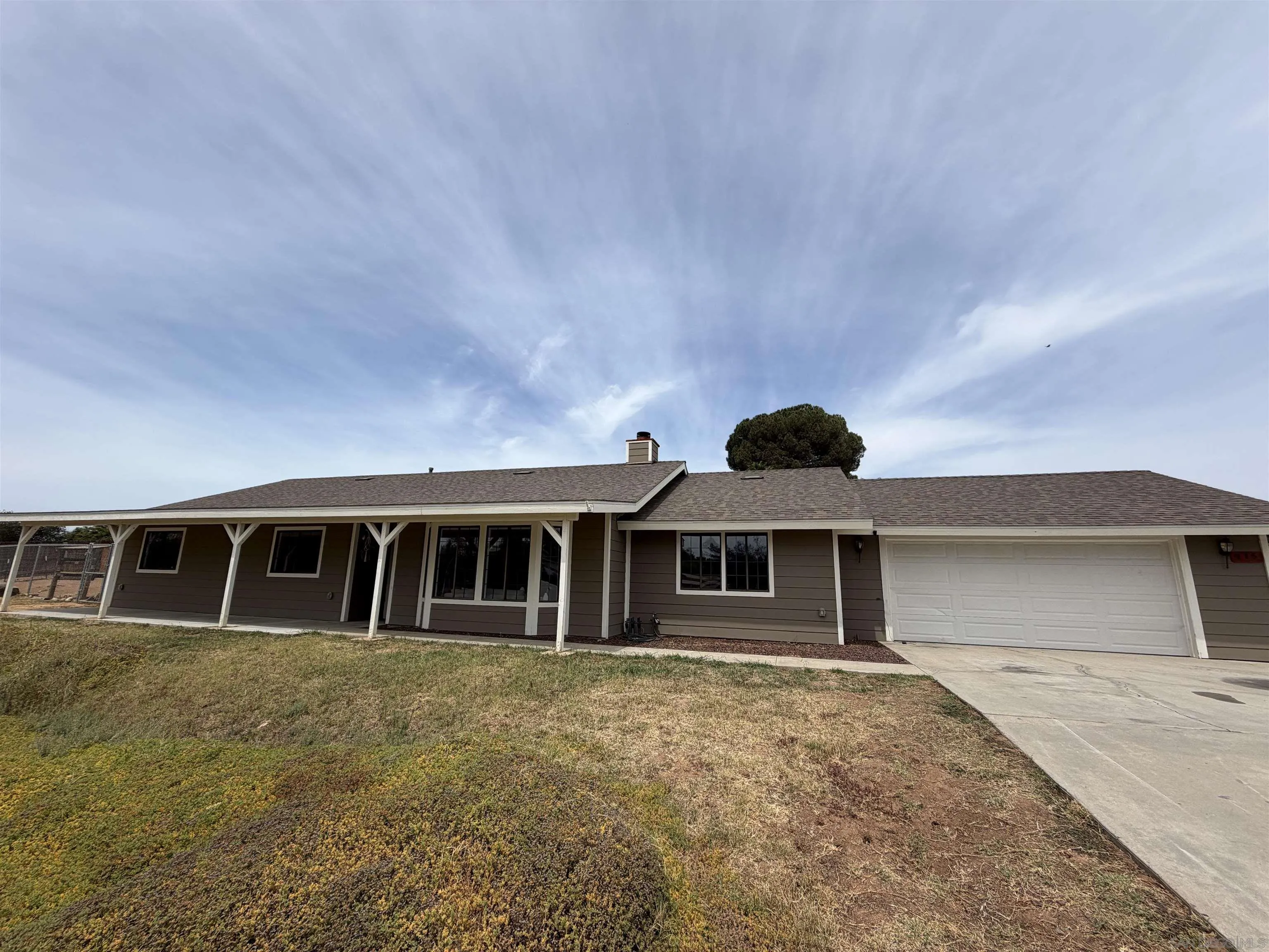 https://cdn.realtyfeed.com/cdn/127/260019931/eb4b788d3795d09a3993eafe60ca8f1e.webp