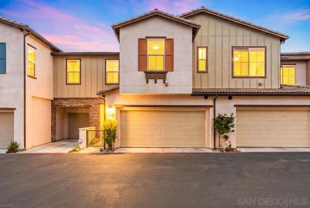 Photo #1: 260019932 Listing: Photo #1