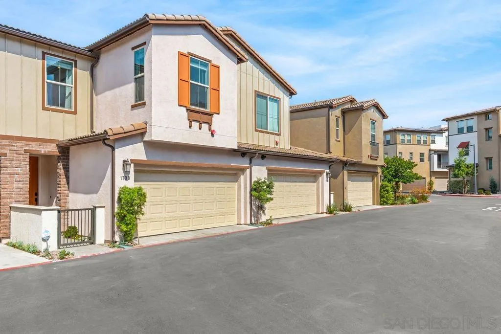 Photo #2: 260019932 Listing: Photo #2